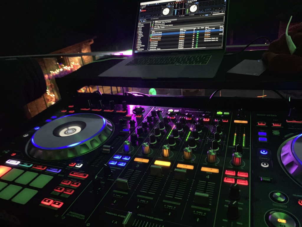 Famous DJ Services in Texas
